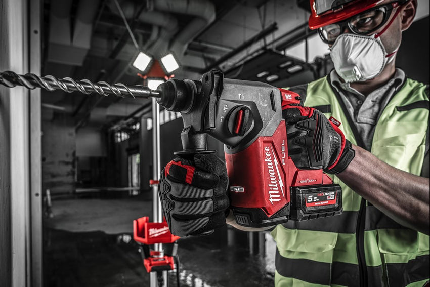 Milwaukee M18 ONEFH - 0X Tassellatore SDS - Plus 26 mm FUEL ONE - KEY 18V – Martello Tassellatore Professionale - bricobox